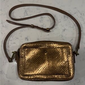 Madewell transport camera bag edition in compass gold metallic N w/out tags